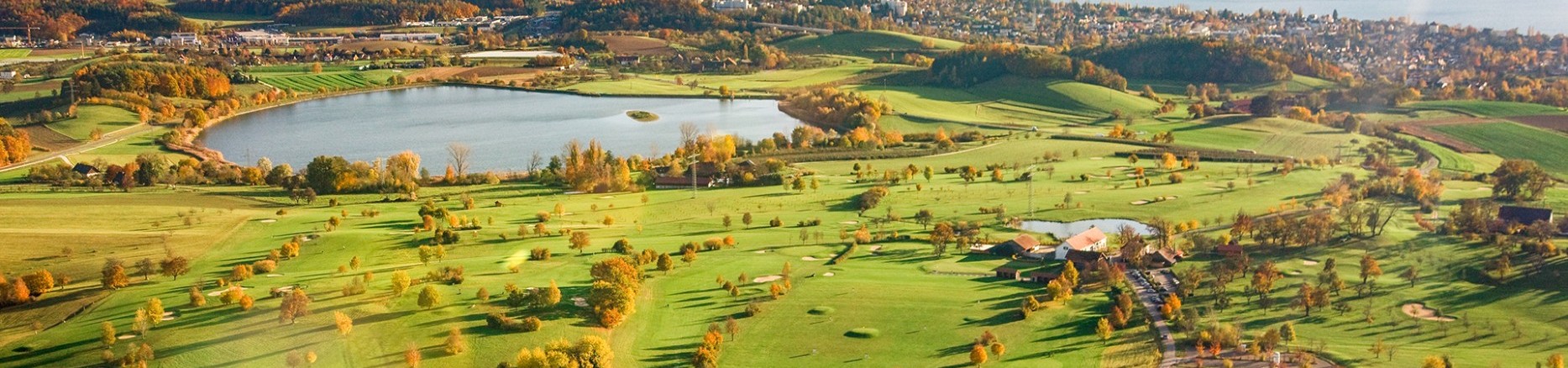 Blick auf den gesamten Golfplatz