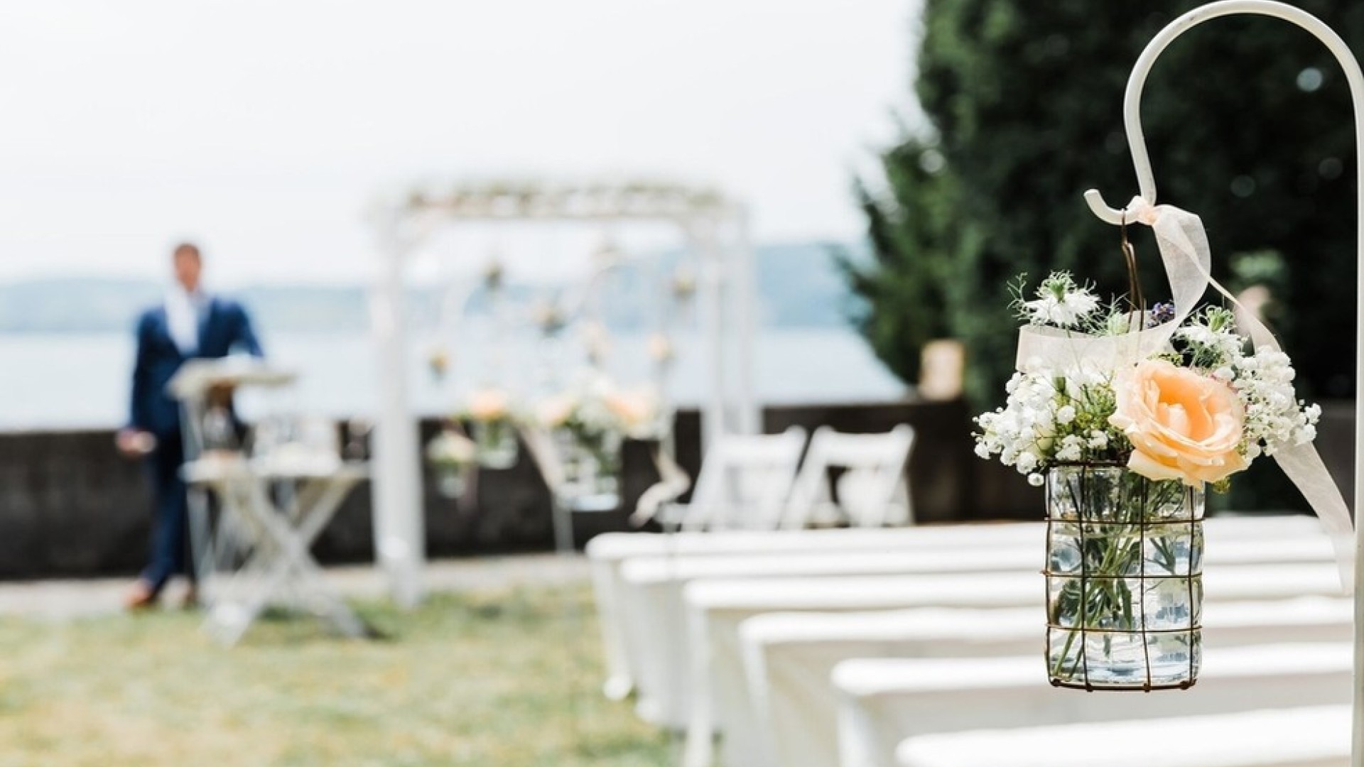 Blick in den Villa Garten zur freien Trauung