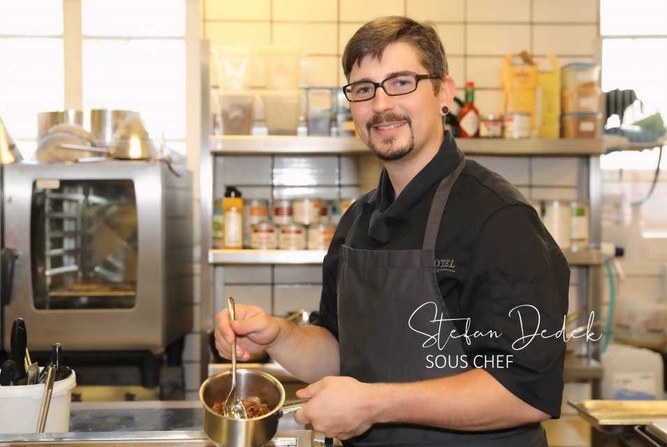 Dedek Stefan_Sous Chef Dedek Stefan_Sous Chef
