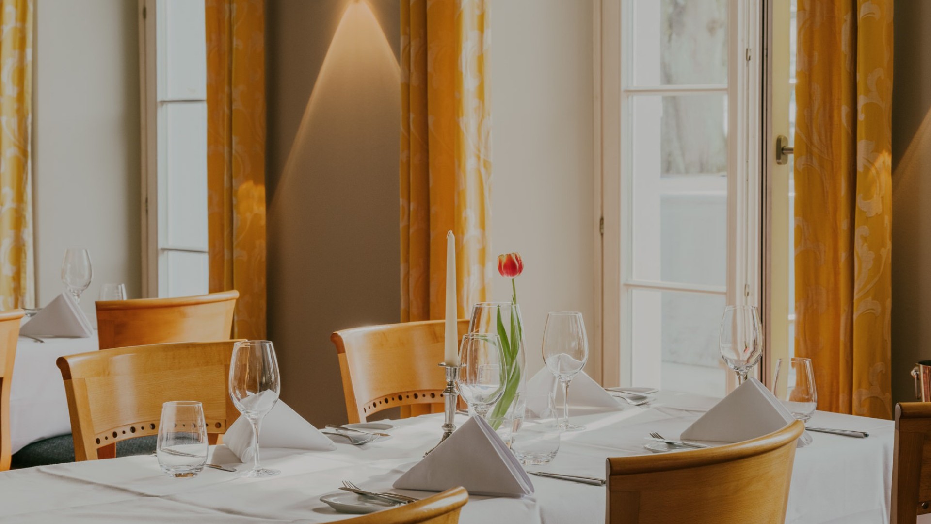 6-Badhotel-Überlingen-Restaurant-2400px-LowRes-InesJanas