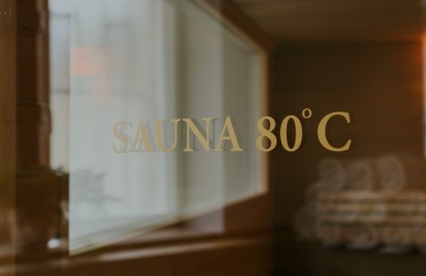 29-badhotel-uberlingen-wellnessfitness-2400px-lowres-inesjanas