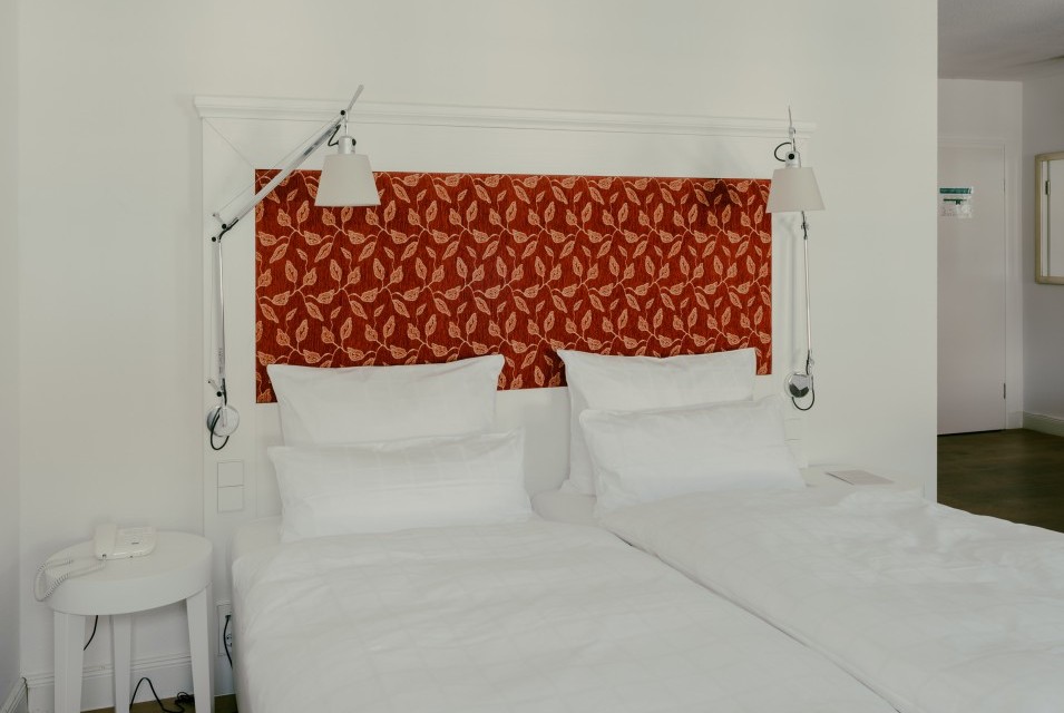 1-Badhotel-Überlingen-Haupthaus-Z213-2400px-LowRes-InesJanas