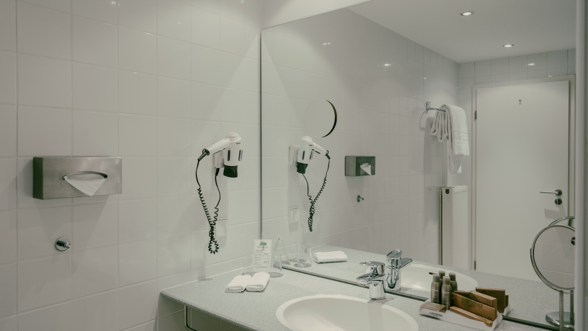 6-Badhotel-Überlingen-Haupthaus-Z203-2400px-LowRes-InesJanas