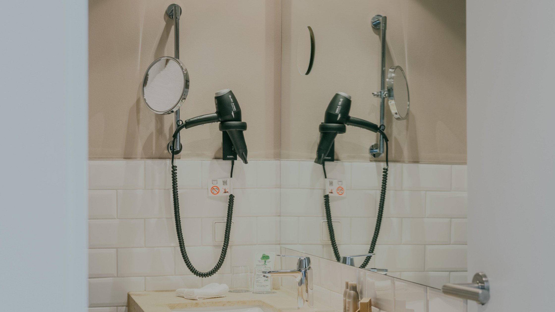 23-Badhotel-Überlingen-Haupthaus-Z206-2400px-LowRes-InesJanas