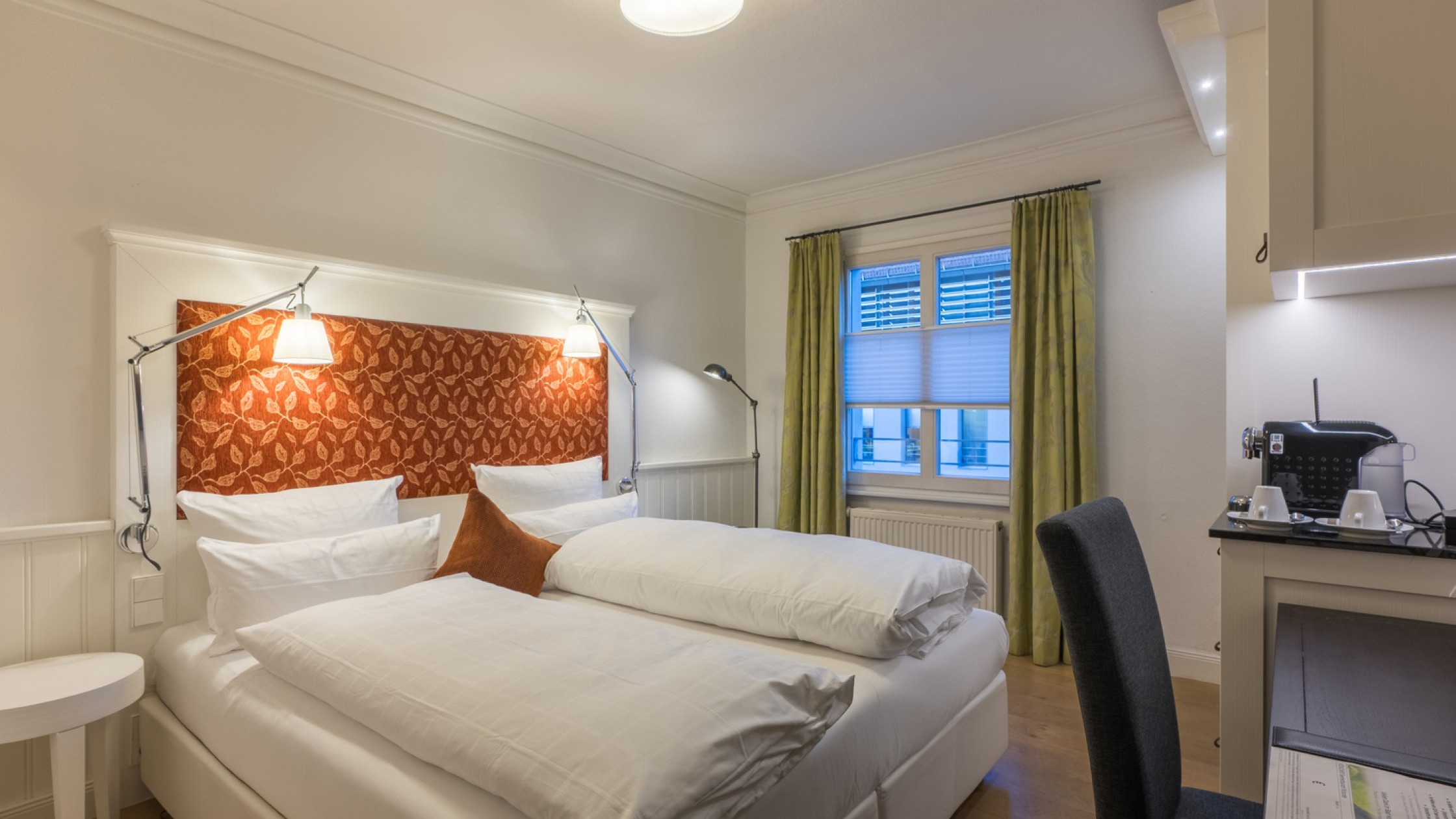 Haupthaus Doppelzimmer Economy Bett